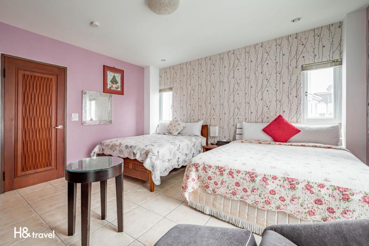 White Cotton Candy Homestay Hualien City Exterior photo